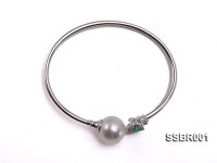 18k Gold Bracelet with White South Sea Pearl, Emerald and Diamonds