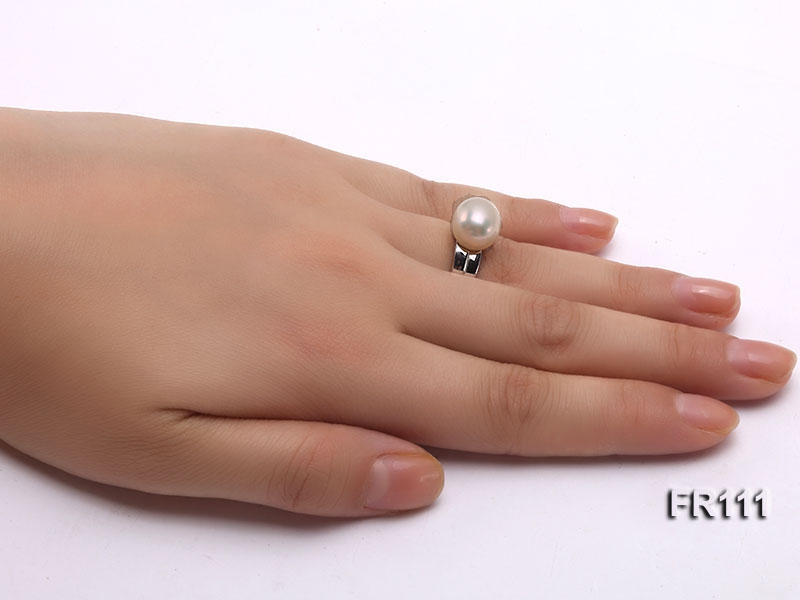 11mm White Round Edison Pearl Ring