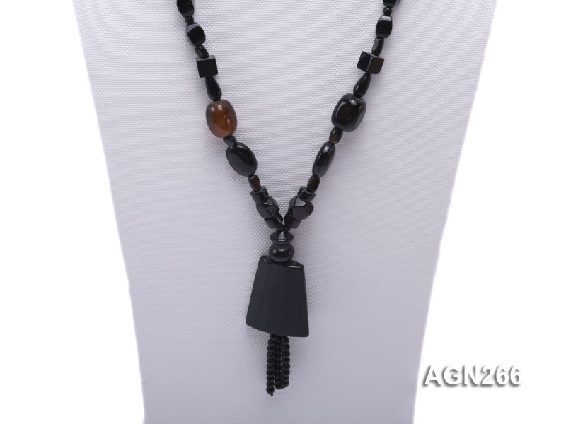 7x10mm Back Multi-shape Agate Necklace with Big Faceted Agate Pendant