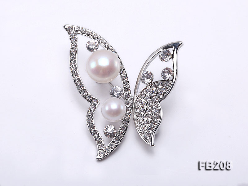 8.5-12mm White Near Round Freshwater Pearl Brooch