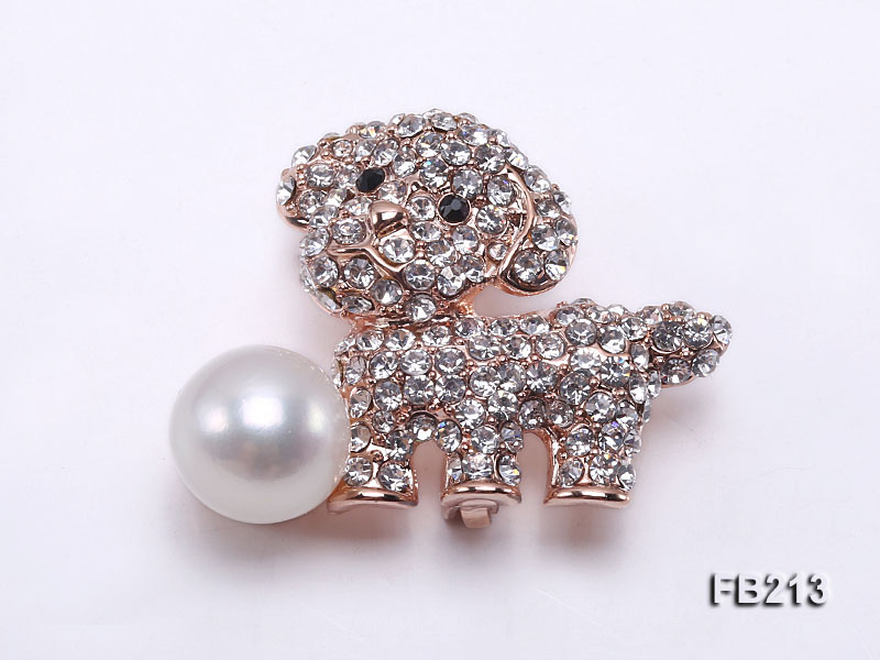 Puppy-like 10mm White Near Round Freshwater Pearl Brooch