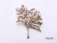 6x7mm White Oval Freshwater Pearl Brooch