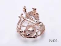 Swan-style 12mm White Freshwater Pearl Brooch