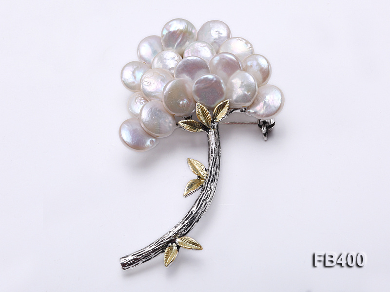 10.5mm White Button-shaped Freshwater Pearl Brooch