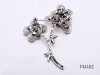 10.5mm White Button-shaped Freshwater Pearl Brooch