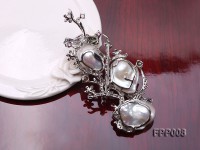 Fine White Baroque Pearl Pendant/Brooch