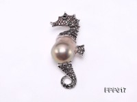 Fine Seahorese-style Lavender Baroque Pearl Pendant