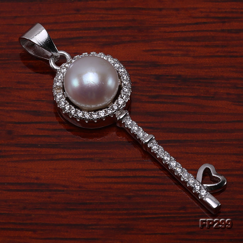 8mm White Flat Freshwater Pearl Pendant in Sterling Silver