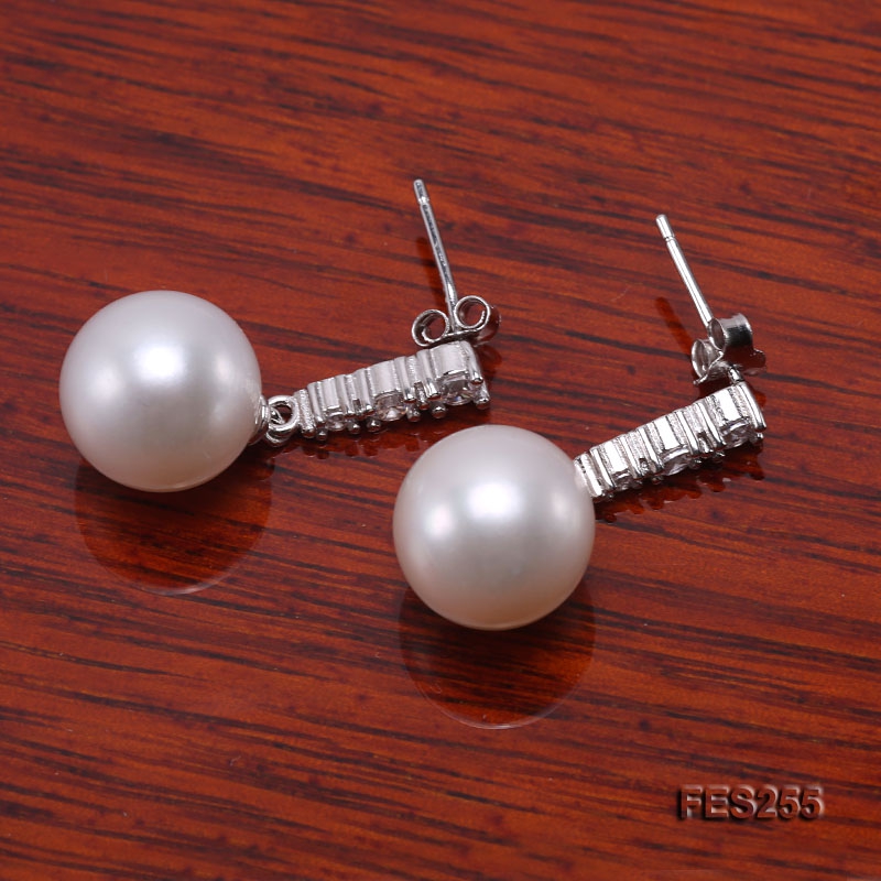 11mm White Round Freshwater Pearl Earrings