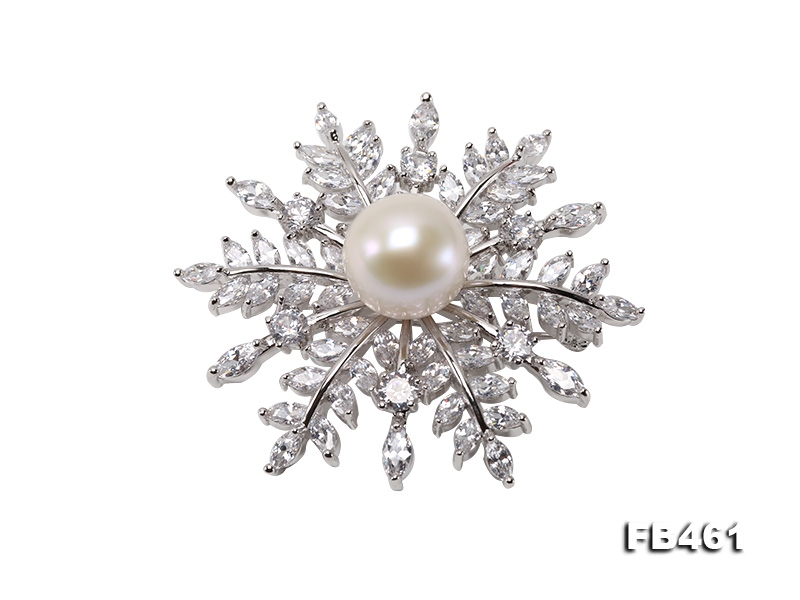 Lustrous 13mm White Round Edison Pearl Brooch/Pendant