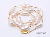 12×20-11.5×28mm White Baroque Pearl Chain Necklace