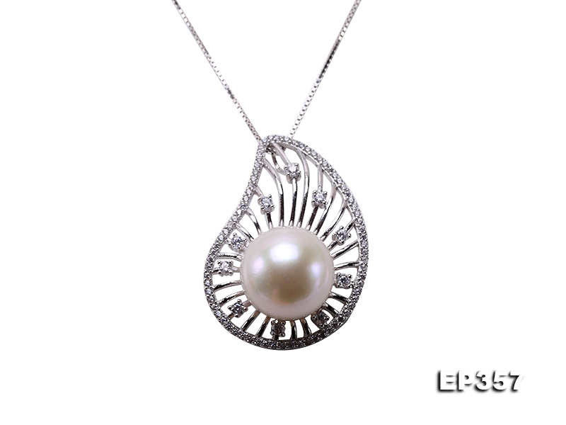12.5mm White Edison Pearl Pendant in Sterling Silver