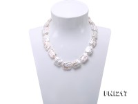 17×22-18×25mm Classic White Baroque Pearl Necklace