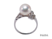 9mm White Round Freshwater Pearl Ring in Silver