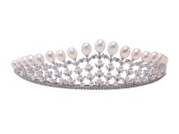 Natural 10.5×13mm White Oval Freshwater Pearl Crown
