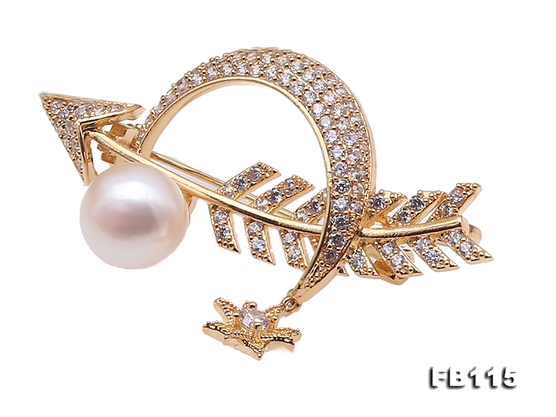 Delicate Zircon-inlaid 10mm Freshwater Pearl Brooch