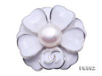 Purely White 11.5mm Freshwater Pearl Brooch