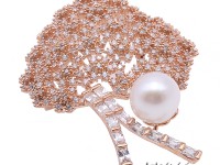 Shiny 10mm White Freshwater Pearl Brooch