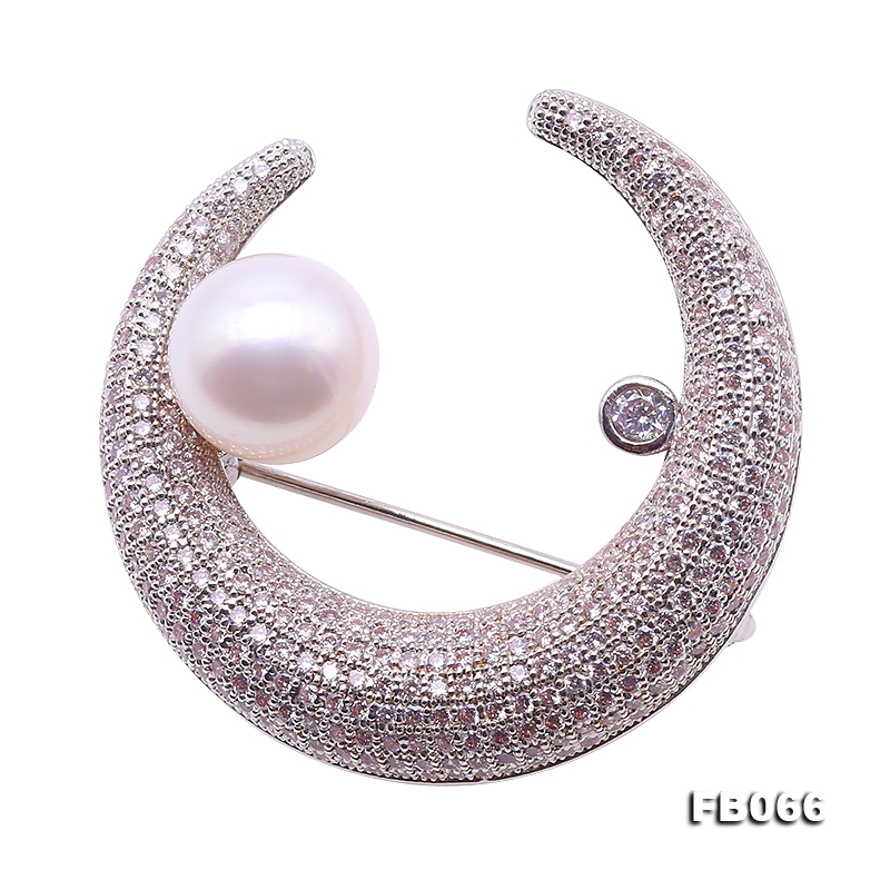 Elegant Moon-shape Zircon-inlaid White Freshwater Pearl Brooch