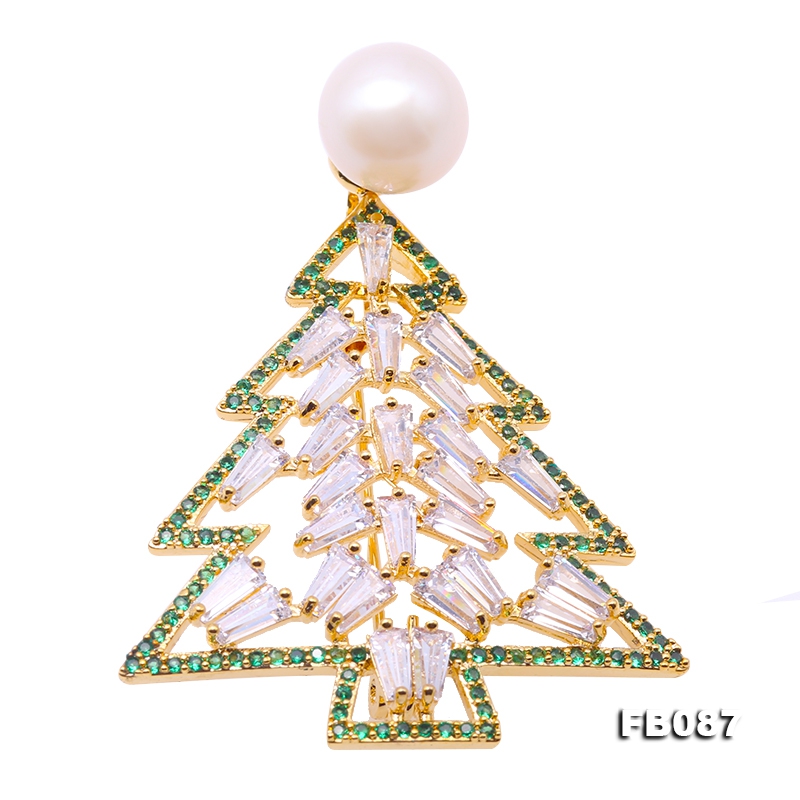 Exquisite Christmas-Tree-shape 11.5mm Freshwater Pearl Brooch