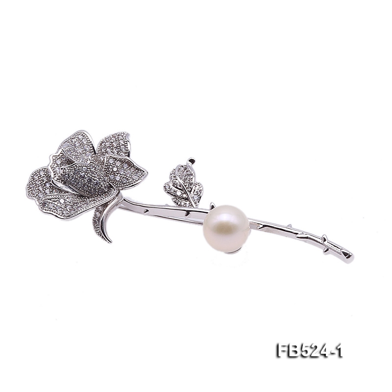 Lovely Rose-shaped 10x12mm Oval Pearl Brooch
