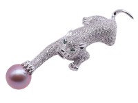 Wonderful Leopard-shape 13.5mm Lavender Pearl Brooch
