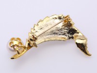 Elegant Feather-shape Zircon-inlaid Whtie Freshwater Pearl Brooch