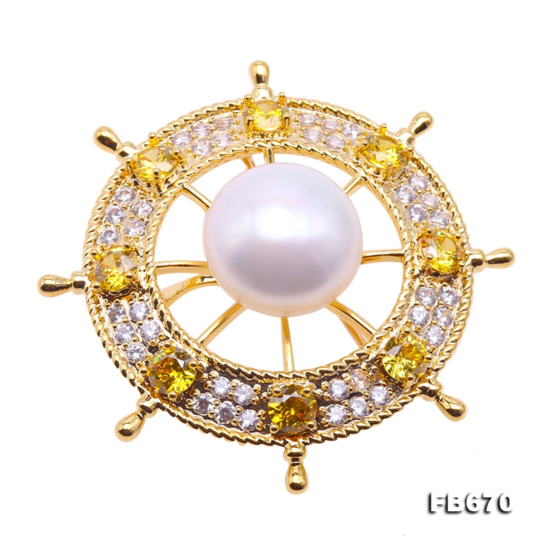 Delicate Zircon-inlaid 13mm Freshwater Pearl Brooch