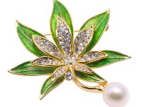 Delicate Zircon-inlaid 10.5mm Freshwater Pearl Brooch