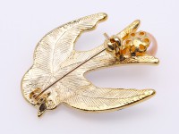 Lovely Swallow-shape 9,5mm Freshwater Pearl Brooch