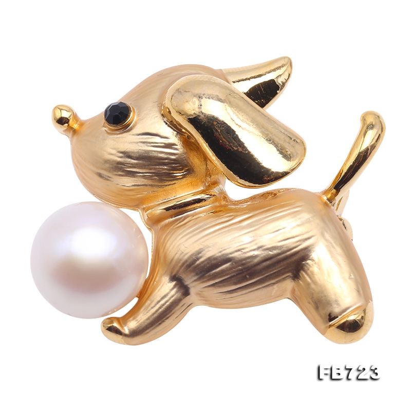Lovely Doggy-shape 11mm Freshwater Pearl Brooch