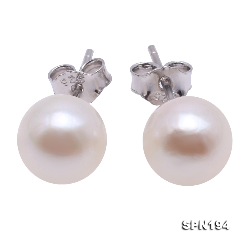 Sterling Silver 6-7mm Round White Akoya Cultured Pearl Earring Studs