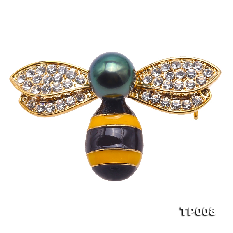 Luxurious Pearl Brooch Series—10mm Peacock Green Tahitian Pearl Bee Pendant