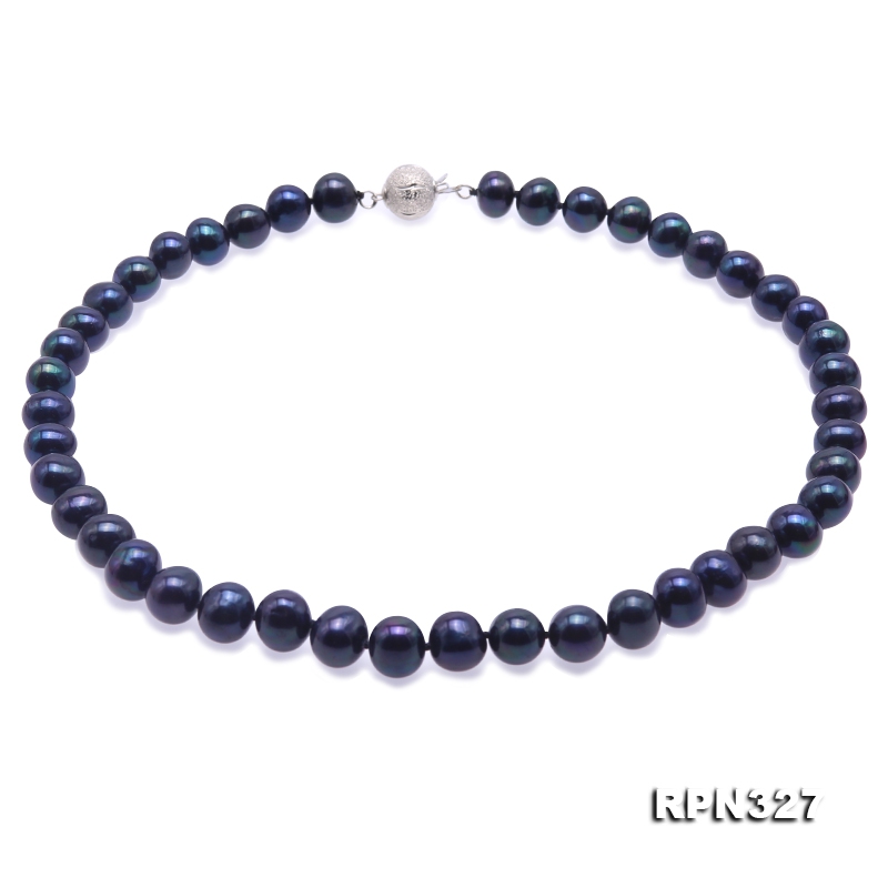 Classic 9.5-10mm Black Cultured Freshwater Pearl Necklace