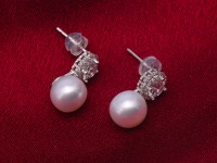 Fine 9mm White Freshwater Pearl Dangle Earrings 925s