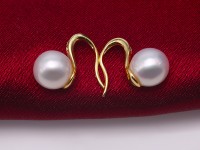 Exquisite 9mm Near Round White Freshwater Pearl Hook Earrings