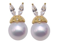 Exquisite 8mm Near Round White Freshwater Pearl Stud Earrings