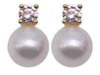 Classical 7.5mm White Freshwater Pearl Earrings in Silver